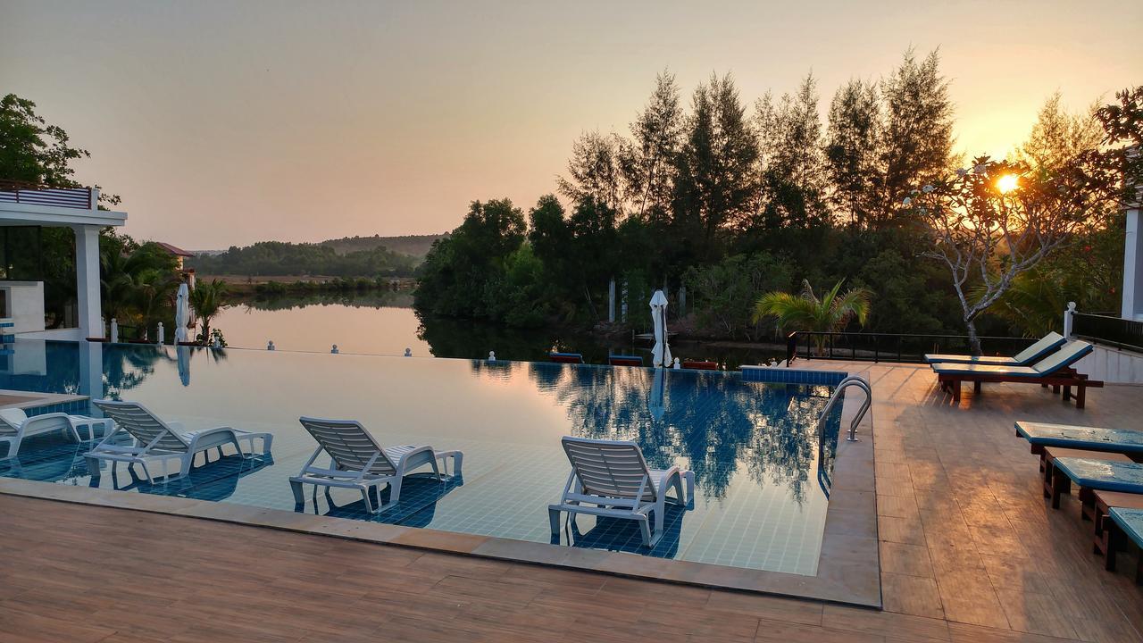 Mangrove River Resort Sihanoukville Exterior foto